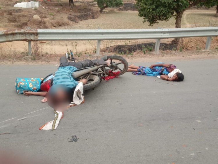 दिल दहला देने वाला हादसा : तेज रफ्तार कार और बाइक में हुई जोरदार भिड़ंत, पत्नी के आंखों के सामने पति ने तोड़ा दम…..