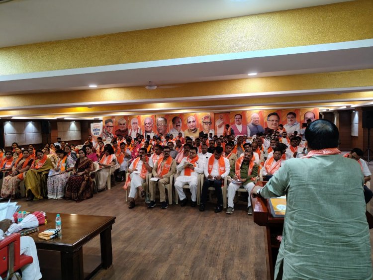 26 वर्षों के शासनकाल में अहिल्याबाई ने राज-व्यवस्था, न्याय और सुशासन को एक मील की पत्थर की तरह स्थापित किया - सुषमा सिंह