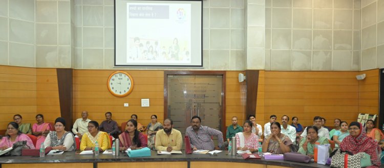 शिक्षक ही गढ़ते हैं बच्चों के जीवन की दिशा: डॉ. वर्णिका शर्मा