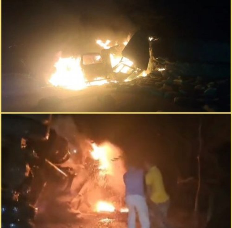 ब्रेकिंगः जिंदा जला ड्राइवर, तेज रफ्तार वेन और ट्रक में टक्कर के बाद लगी भीषण आग, दुर्घटना में एक की मौत 4 घायल
