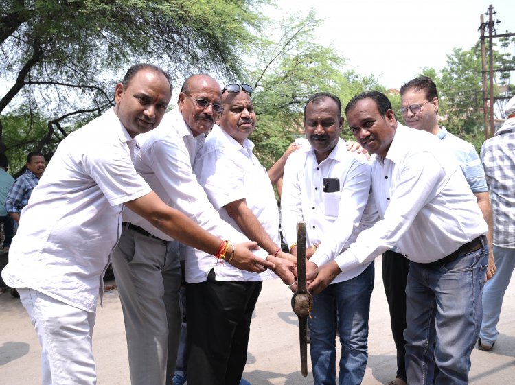 आनंद नगर में नाली चौड़ीकरण कार्य का भूमि पूजन संपन्न