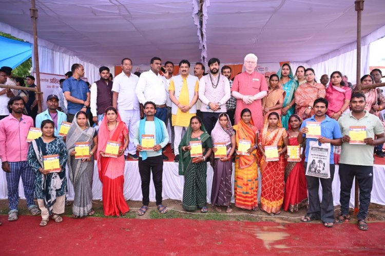 आरंग विधायक गुरु खुशवंत साहेब जी एवं अभनपुर विधायक इंद्रकुमार साहू जी ने जनसमस्याओं का किया समाधान