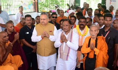 मुख्यमंत्री  विष्णुदेव साय ने भगवान गौतम बुद्ध की पूजा-अर्चना कर प्रदेश की जनता की सुख-समृद्धि एवं खुशहाली की कामना