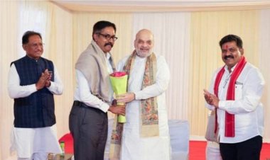 छत्तीसगढ़ के अफसरों का दिल्ली में सम्मान, केंद्रीय गृहमंत्री बोले-नक्सल ऑपरेशन को सफल बनाने वाले जवानों से भी जल्द छत्तीसगढ़ आकर मिलूंगा...