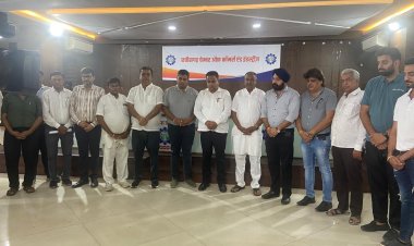 अहमदाबाद प्लेन क्रैश पर छत्तीसगढ़ चेंबर ऑफ़ कॉमर्स एंड इंडस्ट्रीज ने जताया गहरा शोक, मौन धारण कर दी श्रद्धांजलि