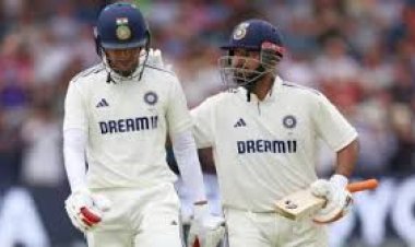 शुभमन गिल की कप्तानी में टीम इंडिया के नाम दर्ज हुआ शर्मनाक रिकॉर्ड, तीन शतक के बावजूद इस खराब लिस्ट का बनी हिस्सा