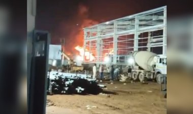 CG- आग ने मचाई तबाही : गद्दा फैक्ट्री में आग लगने से कर्मचारी की जिंदा जलकर मौत