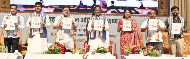 बाल अधिकारों के प्रति जागरूकता लाने, राज्य बाल अधिकार संरक्षण आयोग की पहल