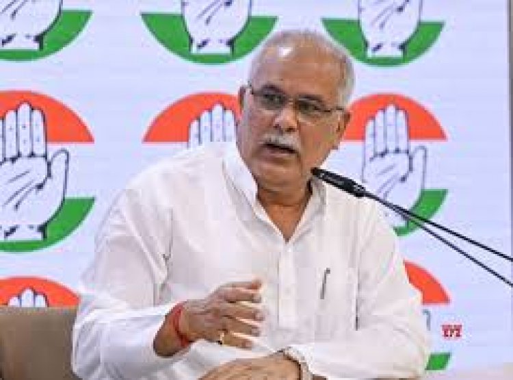 सरकार अपनी विफलता छुपाने मीडिया को खबर दिखाने से रोक रही है यह गलत है-- भूपेश बघेल