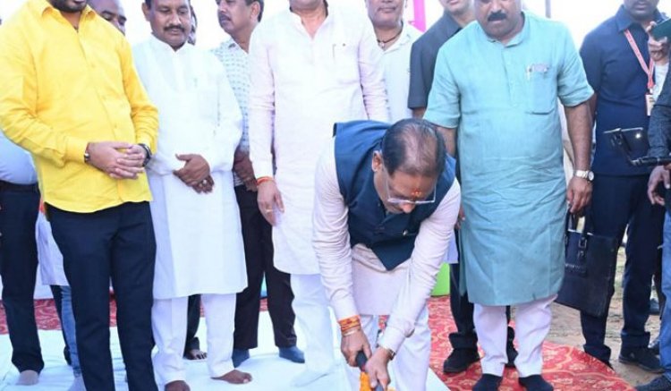 मुख्यमंत्री साय ने कुनकुरी में 250 सीटर नालंदा परिसर का किया भूमिपूजन