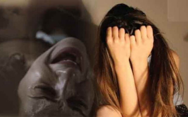 CG – अकेला पाकर युवती के घर में घुसा दरिंदा, बिन मां- बाप की बेटी से की हैवानियत की हदें पार, इलाके में फैली सनसनी
