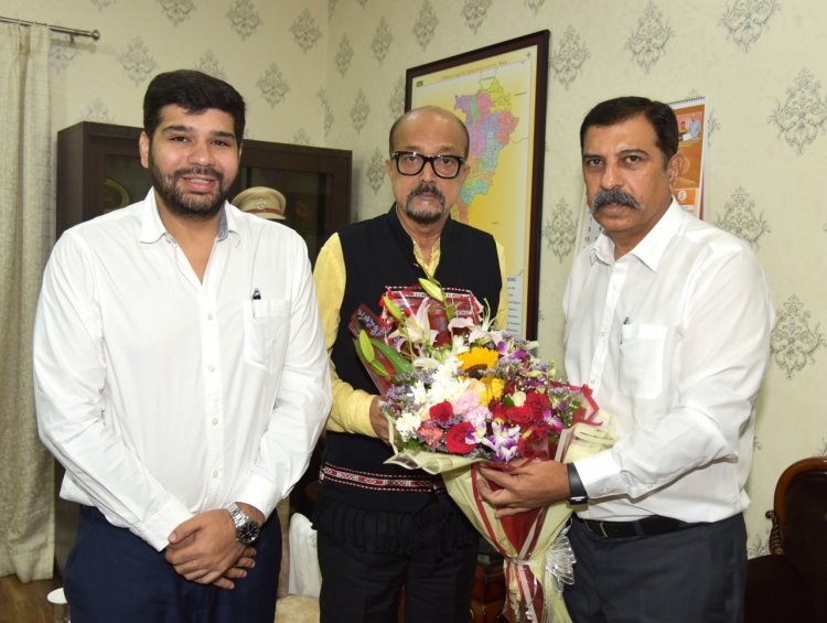 राज्यपाल श्री डेका से राष्ट्रीय व्यापारी कल्याण बोर्ड के सदस्य ने की सौजन्य भेंट