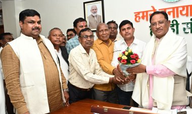 मुख्यमंत्री श्री साय से यादव समाज के प्रतिनिधियों ने की सौजन्य मुलाकात