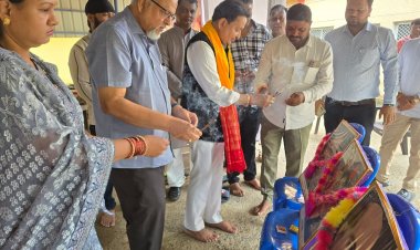 कर्मचारियों को बड़ी राहत, अब यूनिफाइड पेंशन स्कीम पर भी मिलेगा NPS जैसा टैक्स फायदा