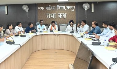 निगम उद्यान विभाग सलाहकार समिति की बैठक विभाग के अध्यक्ष भोलाराम साहू ने ली