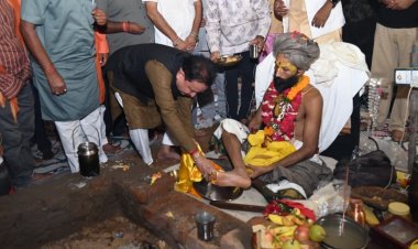 विधायक ने संत सियाराम दास जी के चरणों में किया समर्पण, बोले—गुरु साक्षात् परम सत्य हैं