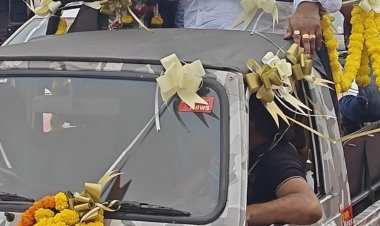 *देहरादून में गोल्ड जीतकर लौटे अयान ख्वाजा का रायपुर रेलवे स्टेशन पर भव्य स्वागत*