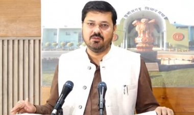 लगातार तीसरे दिन सदन मे गूंजे अनुज के सवाल, उठाया जनहित के मुद्दे