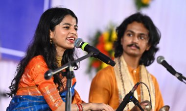 छत्तीसगढ़ विधानसभा परिसर लोक गायिका सुश्री मैथिली ठाकुर के सुमधुर भजनों से हुआ राममय