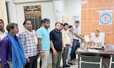 हमारे गुरु पर हमला बर्दाश्त नहीं” — सक्ती में अखिल सतनाम सेना का विरोध, कलेक्टर को सौंपा ज्ञापन