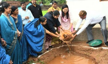 बलरामपुर जिले में जनभागीदारी से लक्ष्य से अधिक सोख्ता गड्ढों का निर्माण, बना गोल्डन बुक ऑफ वर्ल्ड रिकॉर्ड में शामिल होने वाला अभियान