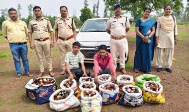 Crime : आबकारी विभाग की बड़ी कार्रवाई, 135 बल्क लीटर अवैध देशी मदिरा और कार जब्त