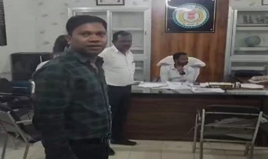 घूसखोरी पर ACB की कार्रवाई, 25 हजार रिश्वत लेते बाबू को रंगे हाथों किया गिरफ्तार