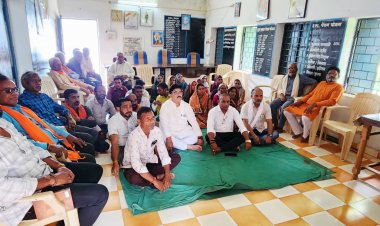 महापौर रामू रोहरा पहुंचे मुड़पार, ‘मन की बात’ सुनकर ग्रामवासी हुए गदगद