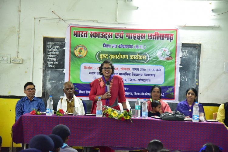 चिपावंड स्कूल में ‘एक पेड़ माँ के नाम‘ अभियान के तहत 200 पौधे रोपे गए