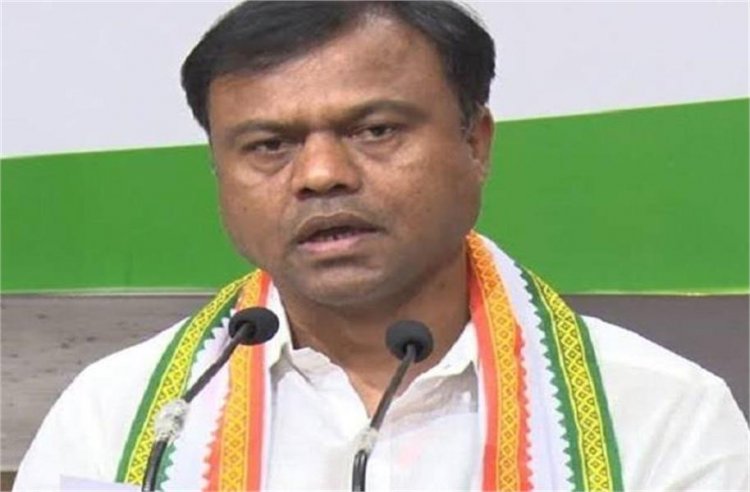 52 लाख में 160 स्टील के जग... कांग्रेस ने घेरा तो सरकार ने दी सफाई, कहा- ये तो...