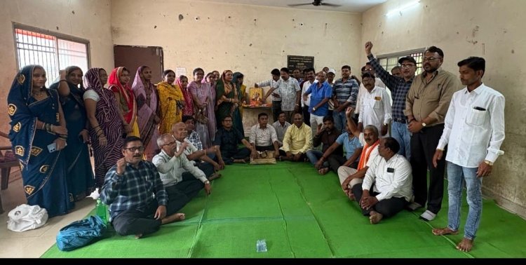 राजधानी रायपुर में जिला लोधी समाज की प्रथम बैठक सम्पन्न