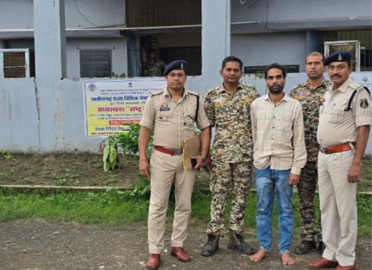 माँ की हत्या : कलयुगी बेटे ने की माँ की हत्या, पिता पर भी किया कुल्हाड़ी से हमला, इस वजह से दिया वारदात को अंजाम, कातिल बेटा गिरफ्तार