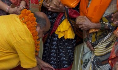 पहले ही दिन मिला सफलता-चार माताओं की घर वापसी धर्मांतरण के विरोध में उत्तर विधायक पुरंदर मिश्रा के नेतृत्व में विशाल रैली