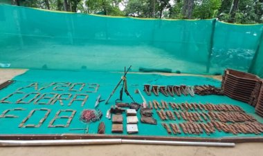 Naxal News :सुरक्षाबलों को मिली बड़ी सफ़लता,भारी मात्रा में डंप विस्फोटक सामग्री बरामद