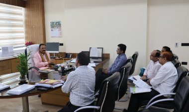 पिछड़ा वर्ग एवं अल्पसंख्यक विकास विभाग की समीक्षा बैठक संपन्न