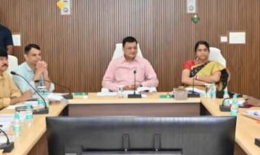  मदिरा के अवैध विक्रय और परिवहन पर नियंत्रण करना सुनिश्चित करें: आबकारी मंत्री श्री देवांगन