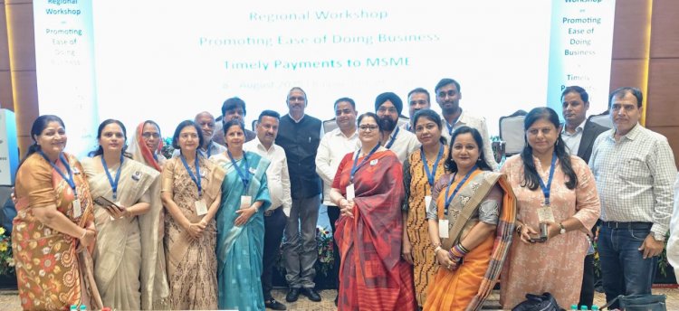 चेंबर प्रदेश अध्यक्ष सतीश थौरानी के नेतृत्व में प्रतिनिधिमंडल ने एमएसएमई के लिए समय पर भुगतान और कारोबार वृद्धि पर आयोजित क्षेत्रीय कार्यशाला में भाग लिया