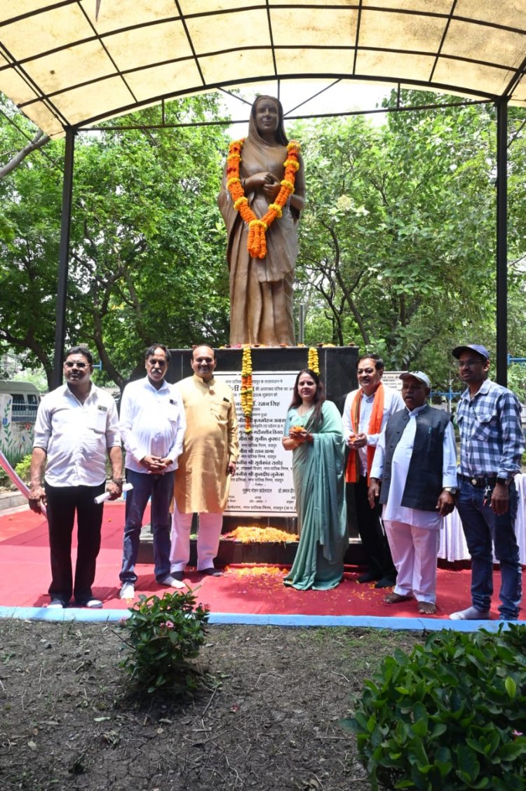 छत्तीसगढ़ की प्रथम महिला सांसद समाज सुधारिका ममतामयी माँ के रूप में सुविख्यात मिनीमाता जी  का 53वीं पुण्यतिथि पर सादर नमन