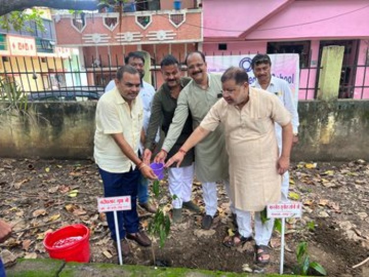 हमारा एक पौधा लगाना भी पर्यावरण को स्वच्छ कर आने वाली पीढ़ियों का भविष्य संवारने में अहम भूमिका निभाता है-विधायक सुनील सोनी