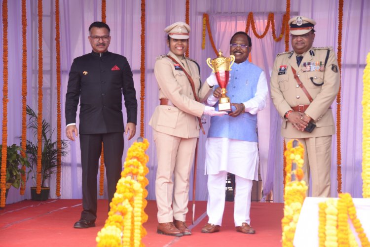 सरगुजा जिले में हर्षोल्लास के साथ मनाया गया 79 वां स्वतंत्रता दिवस