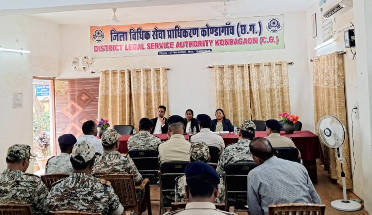 नेशनल लोक अदालत की तैयारी को लेकर थाना प्रभारियों का लिया गया बैठक