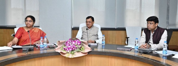 छत्तीसगढ़ की शराब दुकानों में होगी कैशलेस व्यवस्था, आबकारी मंत्री ने दिए 100% ऑनलाइन भुगतान के निर्देश….