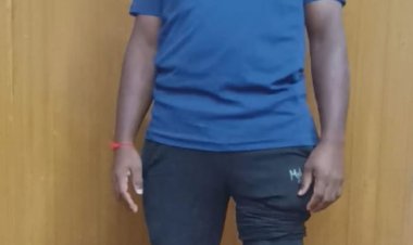 रायपुर में  छत्तीसगढ़ तीरंदाजी  संघ के राष्ट्रीय उपाध्यक्ष कैलाश मुरारका ने इंटरनेशनल पैरा तीरंदाज टोमन कुमार के साथ एक साझा प्रेस  किया