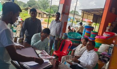 फरसगांव ब्लॉक के बड़ेडोंगर में उर्वरक दुकानों का औचक निरीक्षण