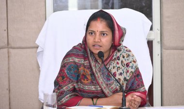 मंत्री लक्ष्मी राजवाड़े ने ली विभागीय समीक्षा बैठक….