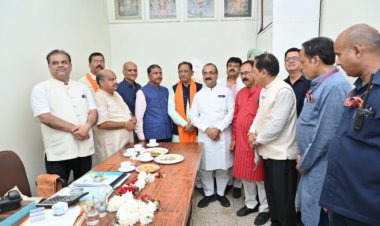 CG : जीएसटी बचत उत्सव का जायजा लेने बाजार पहुंचे मुख्यमंत्री साय