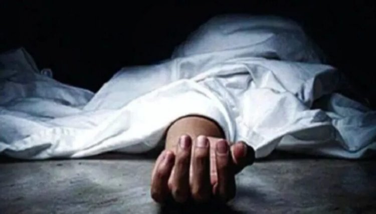 BREAKING : प्रधान आरक्षक ने फांसी लगाकर की आत्महत्या, सामुदायिक भवन के पास लटकती मिली लाश