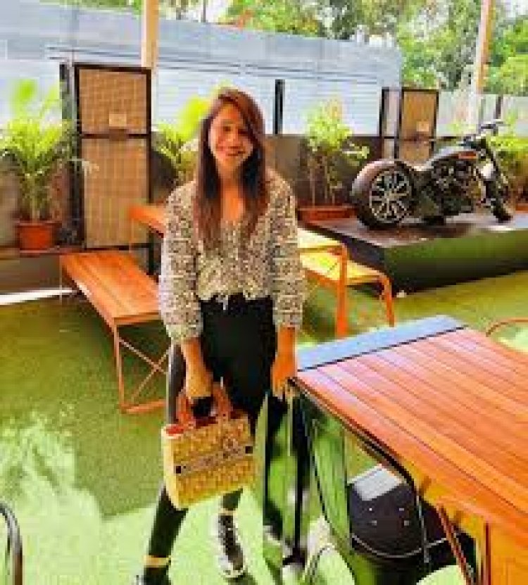 नव्य का अश्लील वीडियो अयान परवेज के मोबाइल से मिले सोशल मीडिया पर हंगामा मचा हुआ है.