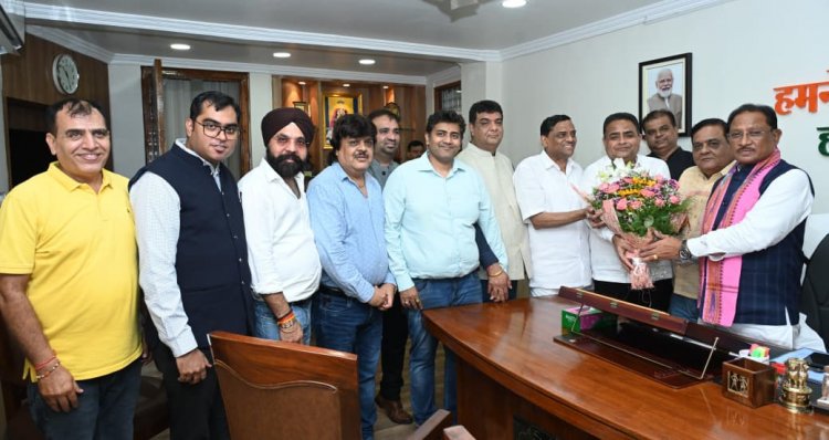 मुख्यमंत्री  साय से मुलाकात कर छत्तीसगढ़ चेंबर ऑफ कॉमर्स एंड इंडस्ट्रीज ने जीएसटी में नए टैक्स स्लैब का स्वागत करते हुए आभार जताया