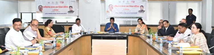 उच्च शिक्षा को आधुनिक, नवाचारी और युवाओं के भविष्य के अनुरूप बनाने ठोस और प्रभावी कार्ययोजनाओं पर करें अमल - उच्च शिक्षा मंत्री  टंकराम वर्मा